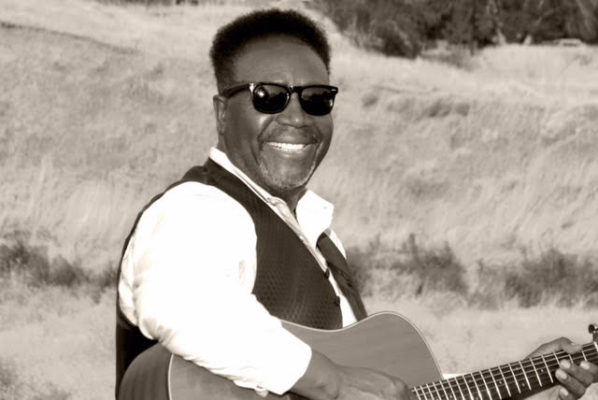 Friday Night Live Music featuring Darnell Scott